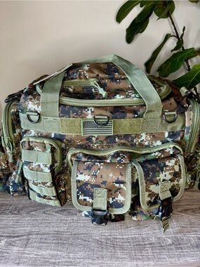 East West Tactical Cooler Duffle Bag NWT Digital Camo Insulated Fishing Camping